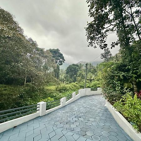 Morning Hills Villa Мунар Екстериор снимка