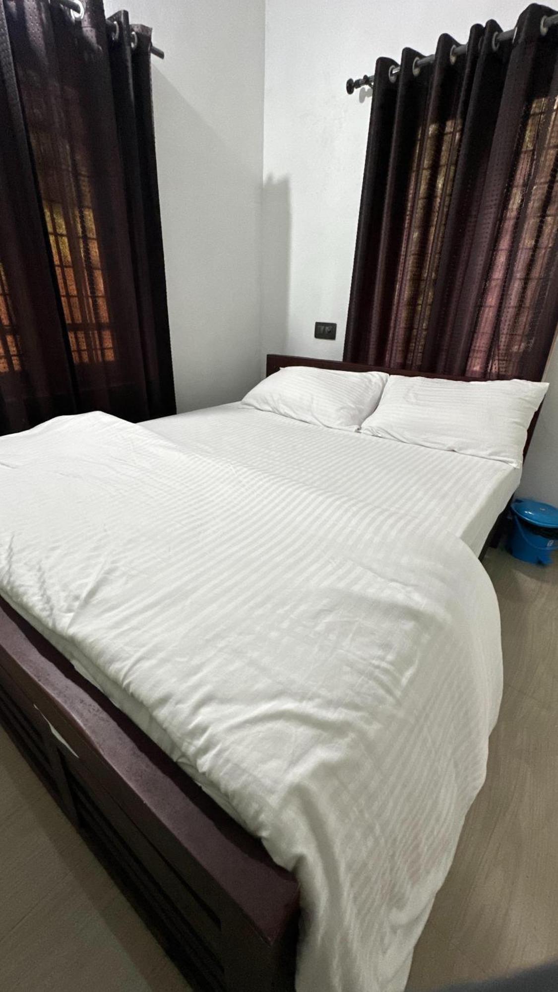 Morning Hills Villa Мунар Екстериор снимка
